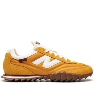 Donald Glover RC30 New Balance - mustard - men 6 women 8